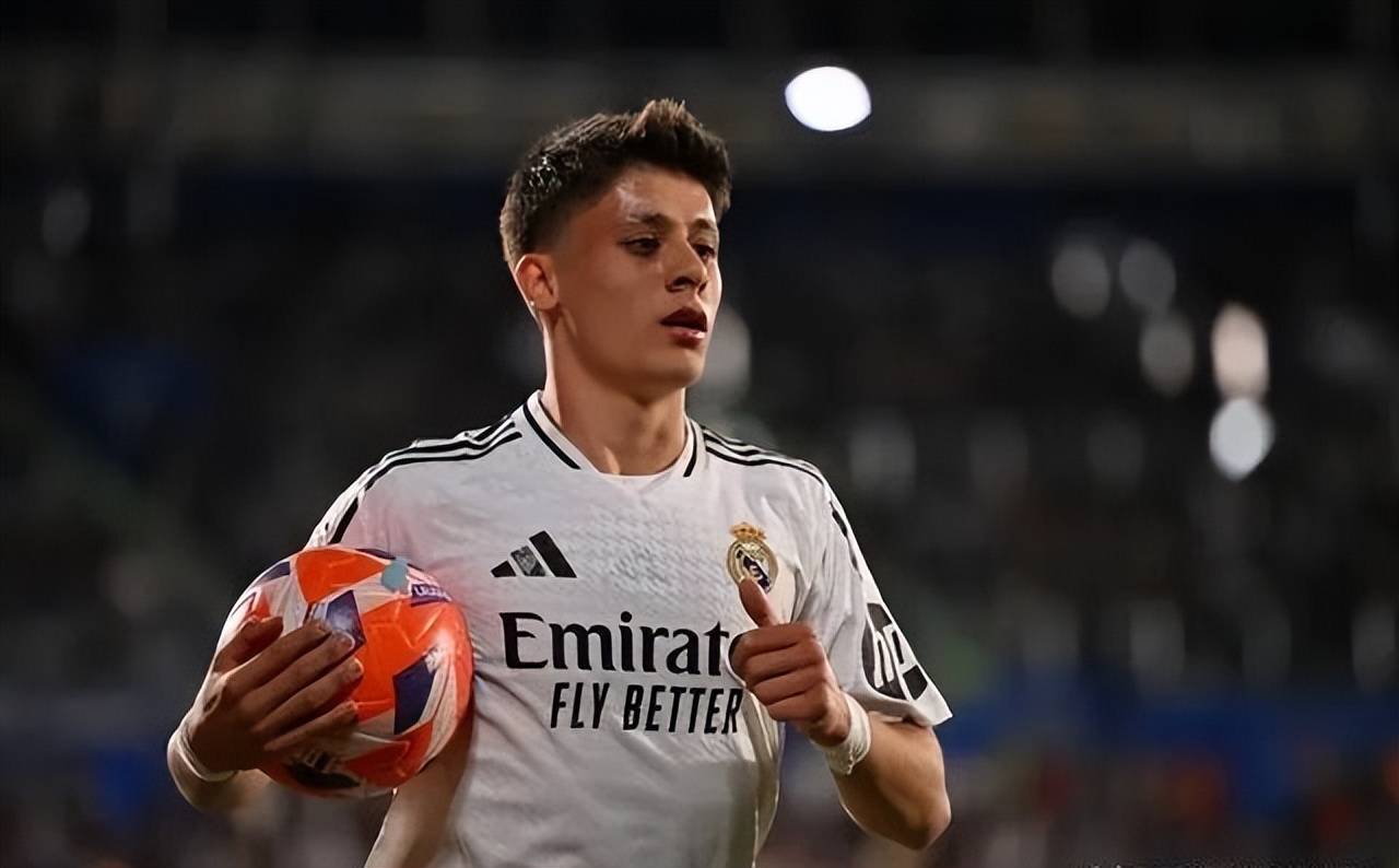 1-0！皇马开门红，17年首轮不败！西甲积分榜：巴萨第1，马竞第15