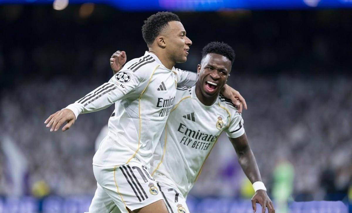 反转！皇马神锋离队在即，曼联介入交易，姆巴佩成唯一核心